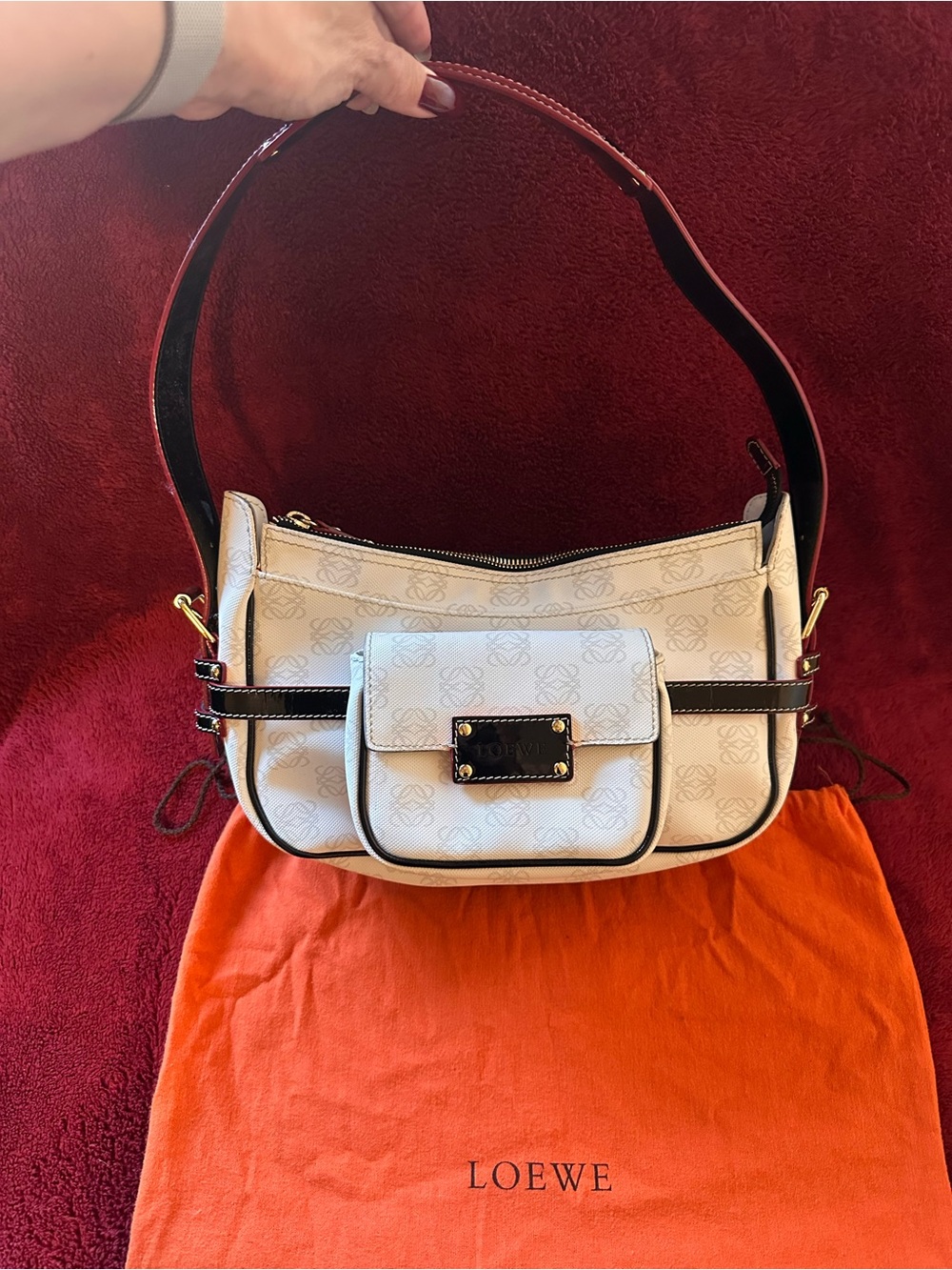 Loewe Anagram leather shoulder bag w/ pouch tote handbag black trim